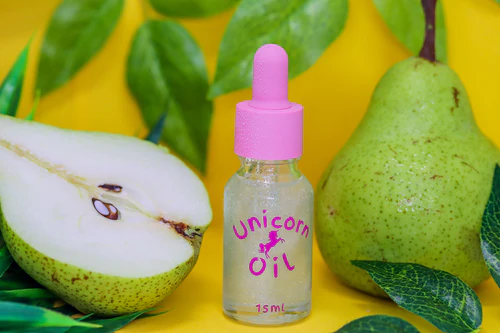 Understanding the Ingredients in Colored Unicorn Oil Baby