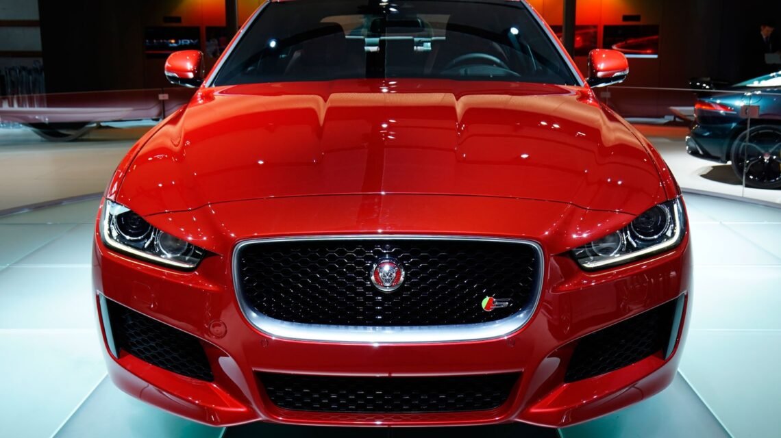 How-Green-Is-Your-Is-A-Jaguar-Xe-Or-An-Apple-Romero-Building